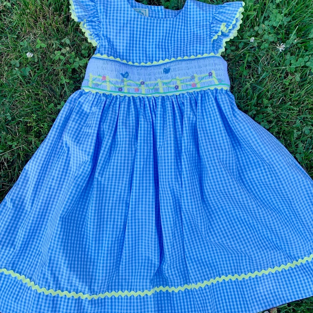 Maxmellata Smocked Gingham Springtime Dress Size 5